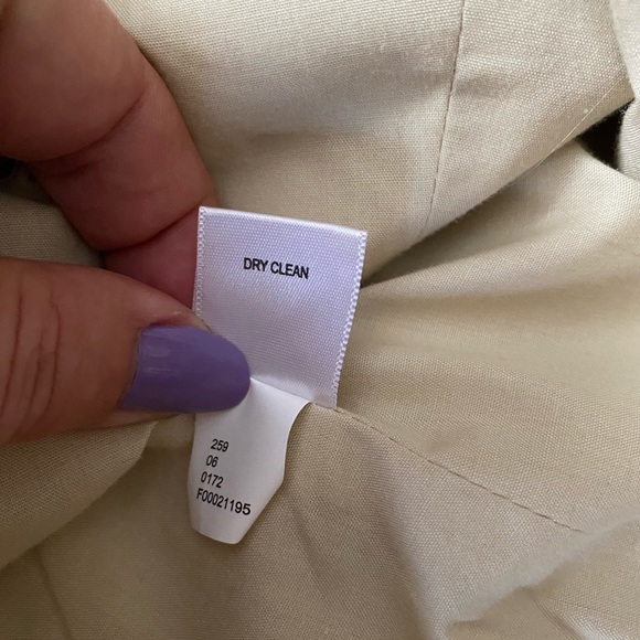 Isaac Mizrahi, Womens Button Up Blazer with Padded Shoulders - Picture 14 of 16